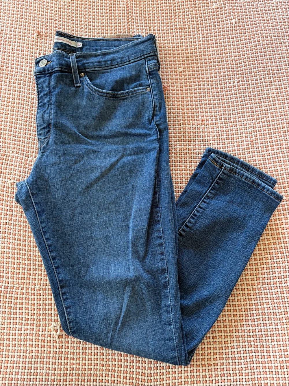 Levi’s 311 Shaping Skinny Jeans High Rise